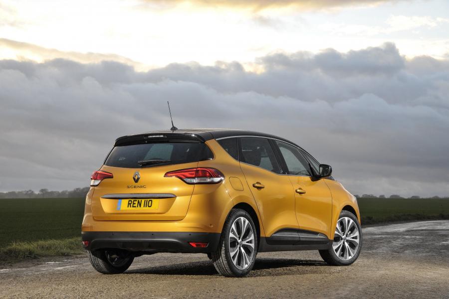  Renault Scenic 2016 года  (UK) (фото 21 из 32)
